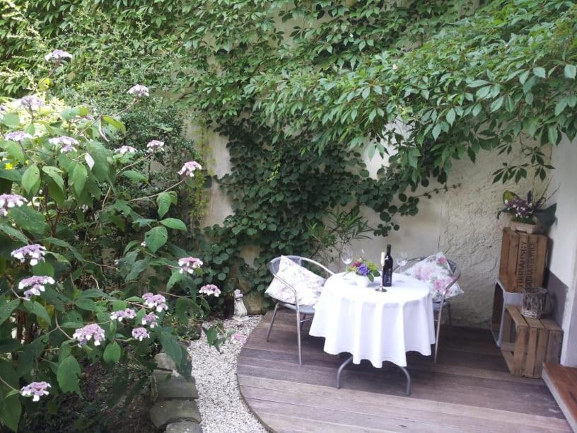 Gaestezimmer Am Huestert Adenau Exterior foto